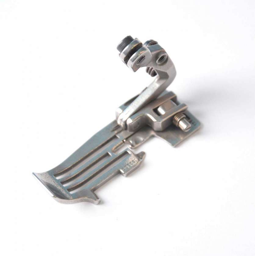 Лапка JUKI MO-3916/6916R 4,8мм (123-20552)