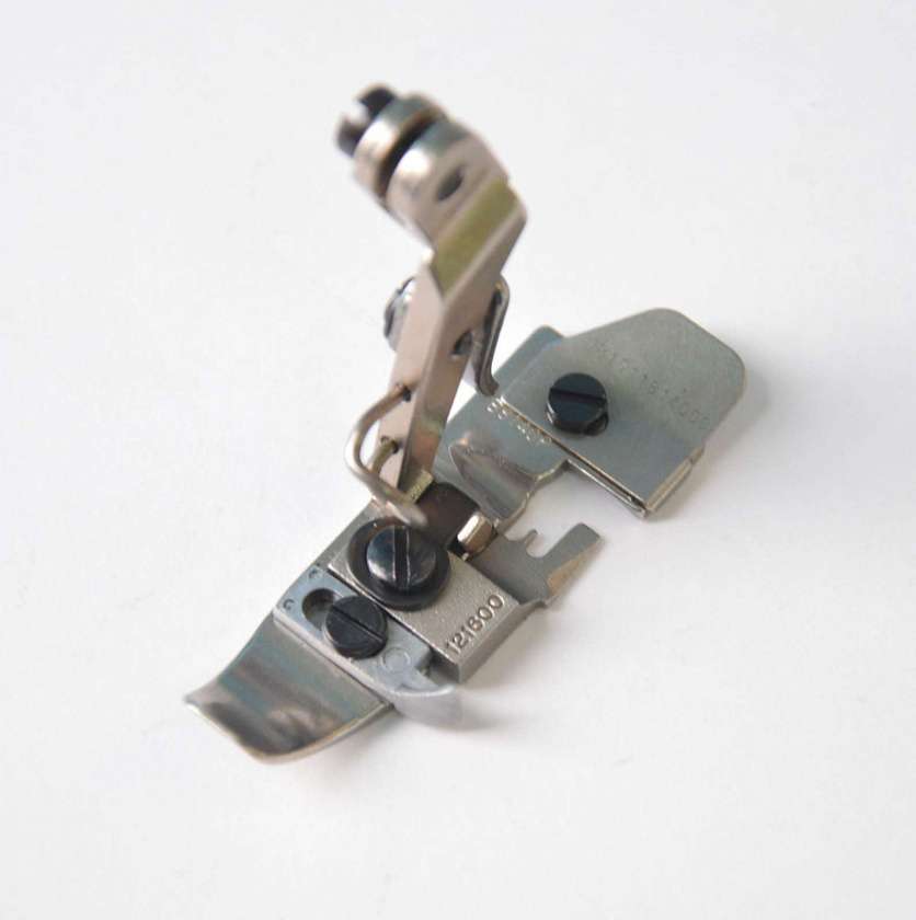 Лапка JUKI ASN-690 (PRESSER FOOT ASSY) 400-82217