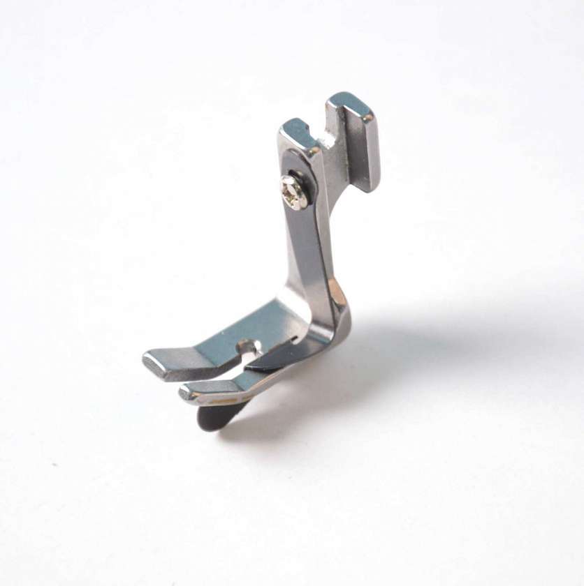 Лапка для отстрочки P115 (36465) правая 2,4 мм 3/32" JZ-13715