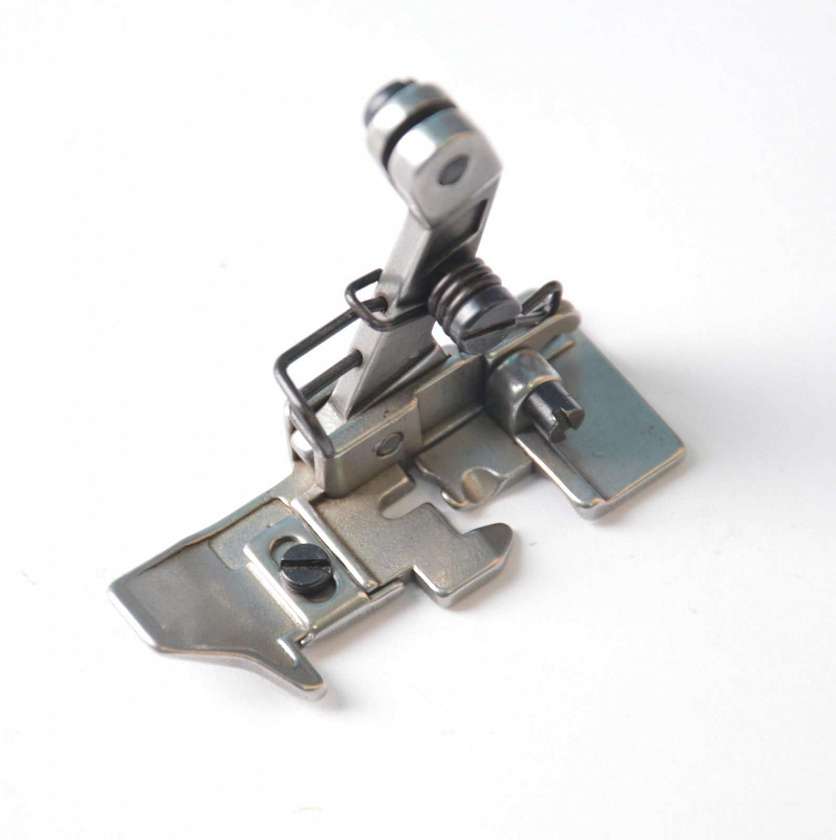 Лапка JUKI MO-3916/6716/6916 3,2мм (121-53763) JZ
